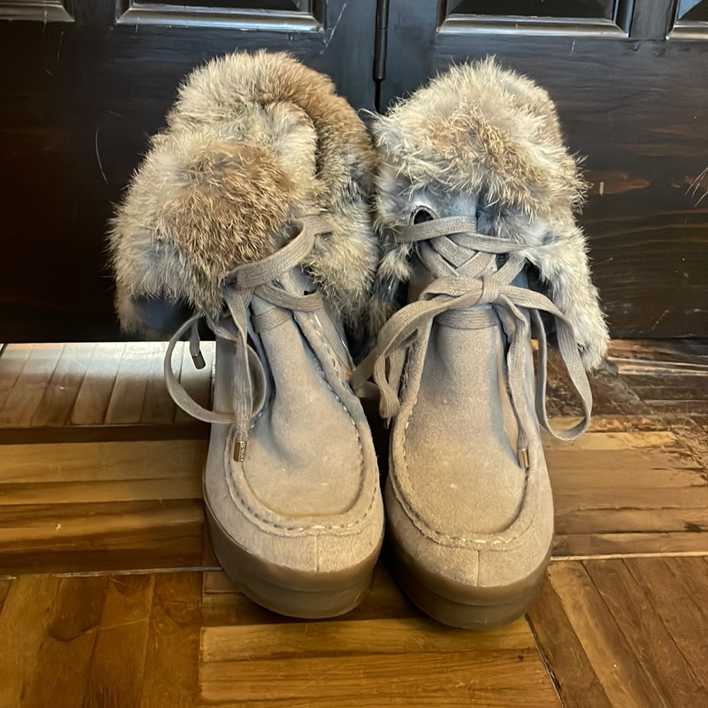 Brand new coach boots